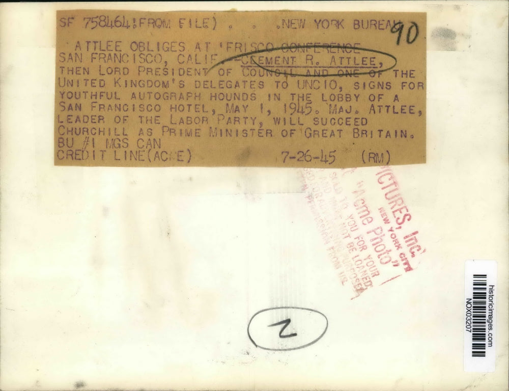 1945 Press Photo Clement R. Attlee, United Kingdom delegate, signs autographs.