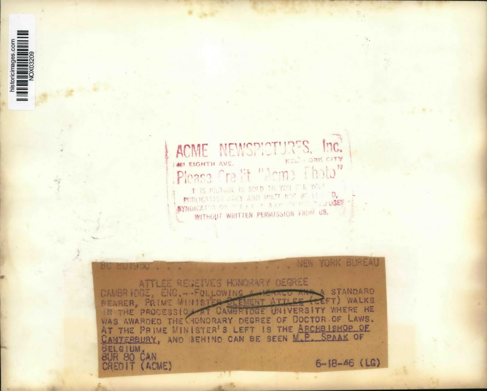 1946 Press Photo Prime Minister Clement Attlee receives an honorary degree.