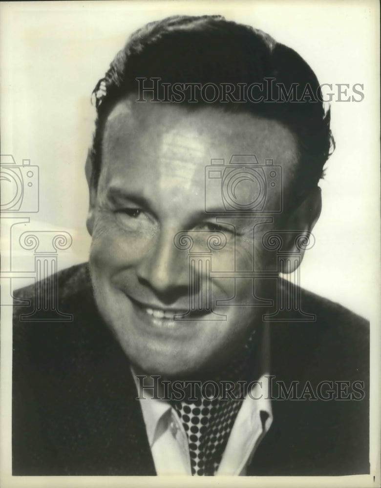 1973 Press Photo John Alexander, Metropolitan Opera tenor, headshot - nox03373