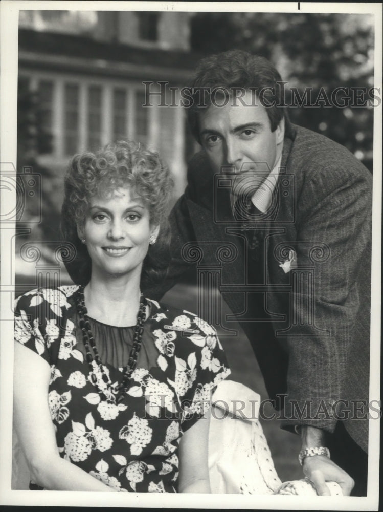 1984 Press Photo Lesley Ann Warren and Armand Assante star in Evergreen.