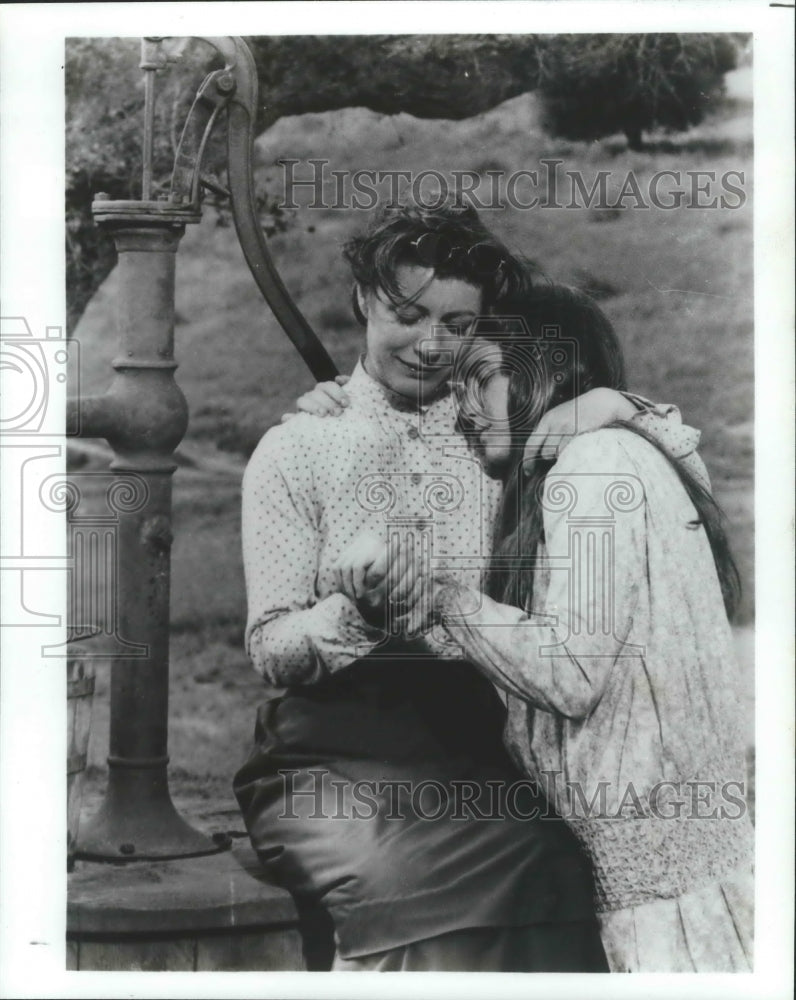 1979 Press Photo Melissa Gilbert & Patty Duke Astin star in The Miracle Worker.