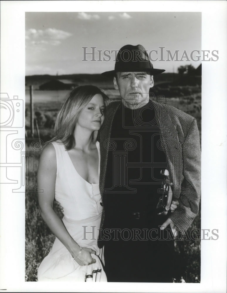 1990 Press Photo Dennis Hopper and Jodie Foster in Backtrack. - nox03602- Historic Images