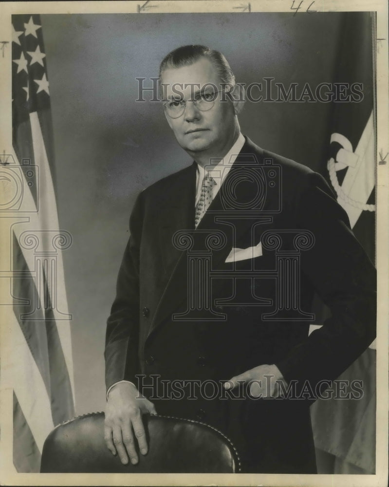 Load image into Gallery viewer, 1954 Press Photo Navy Secretary S. Robert Anderson portrait - nox03703
