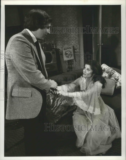 Press Photo Patricia Arnell and Lloyd Battista in Love of Life, on CBS.