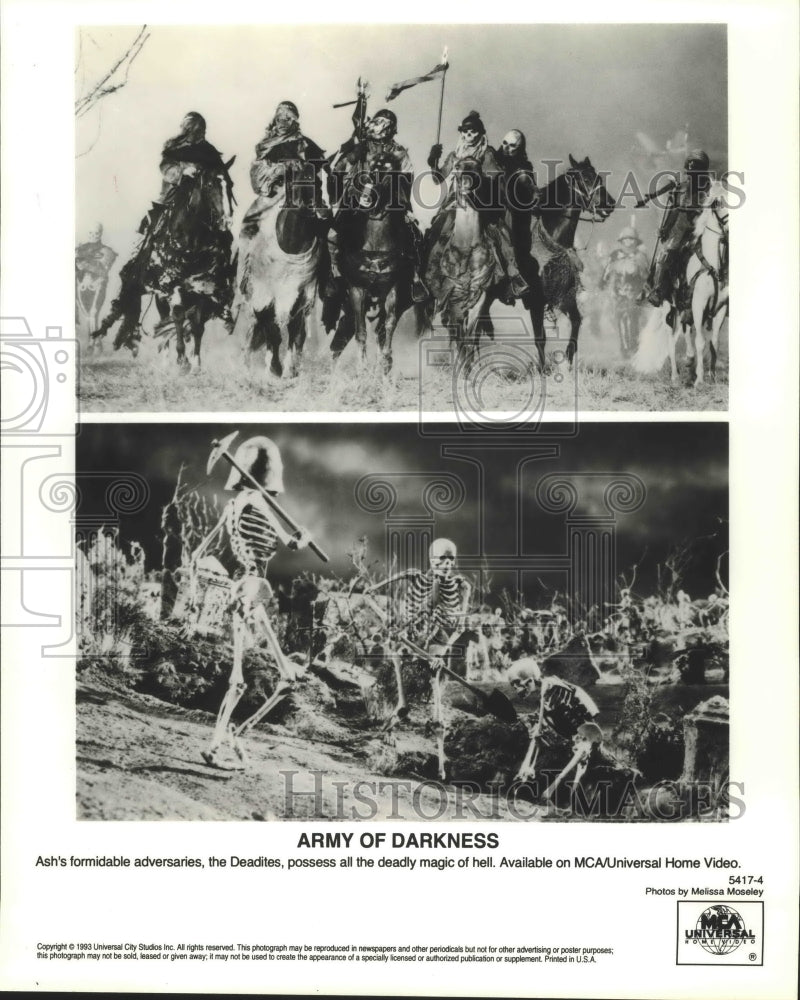 1993 Press Photo Scenes with the Deadites in Army of Darkness. - nox03902