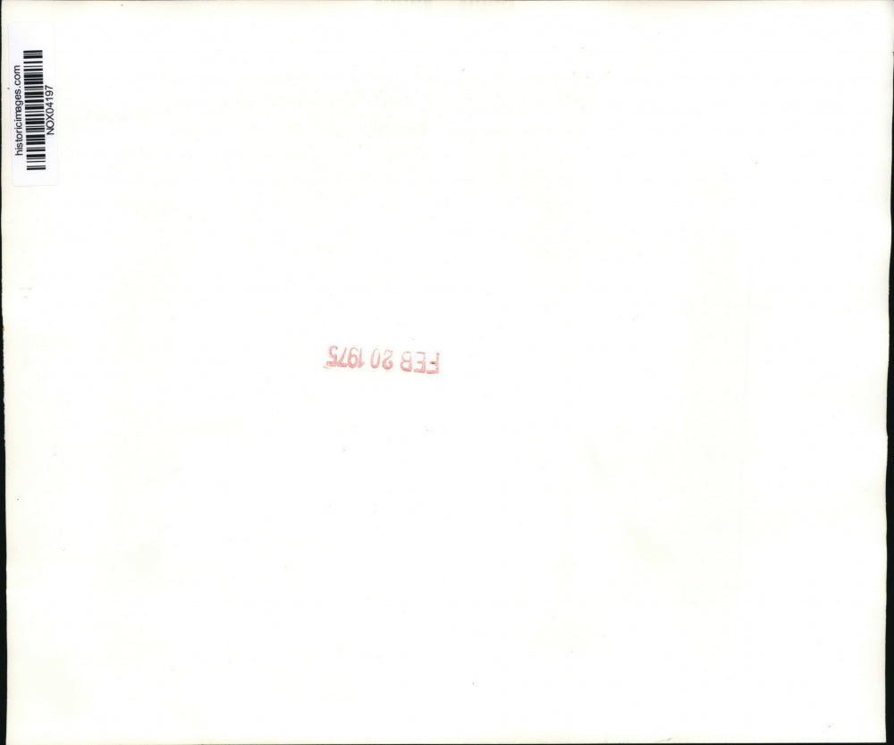 1975 Press Photo Alabama Gov. George Wallace Greets Florida Gov. Reubin Askew.