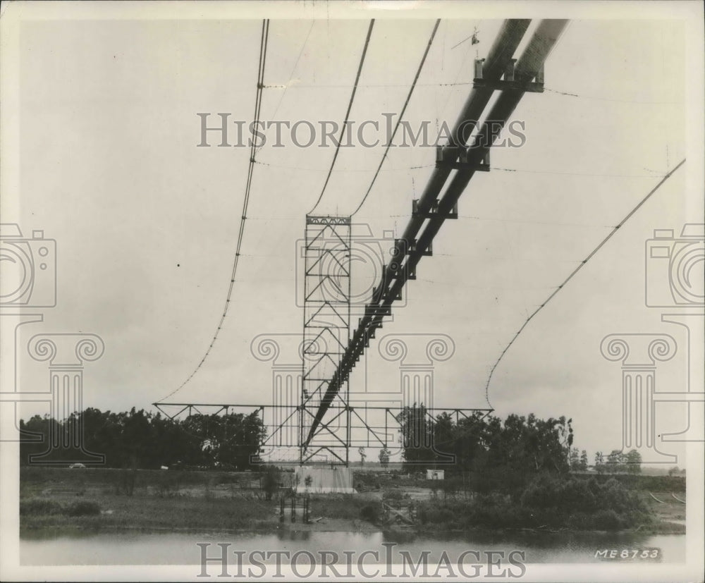 1952 Press Photo The Atchafalaya River pipe line bridge in Melville, Louisiana.