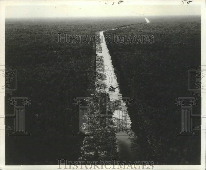 Load image into Gallery viewer, 1970 Press Photo A barge clears a path in the Atchafalaya Floodway in Iberville.
