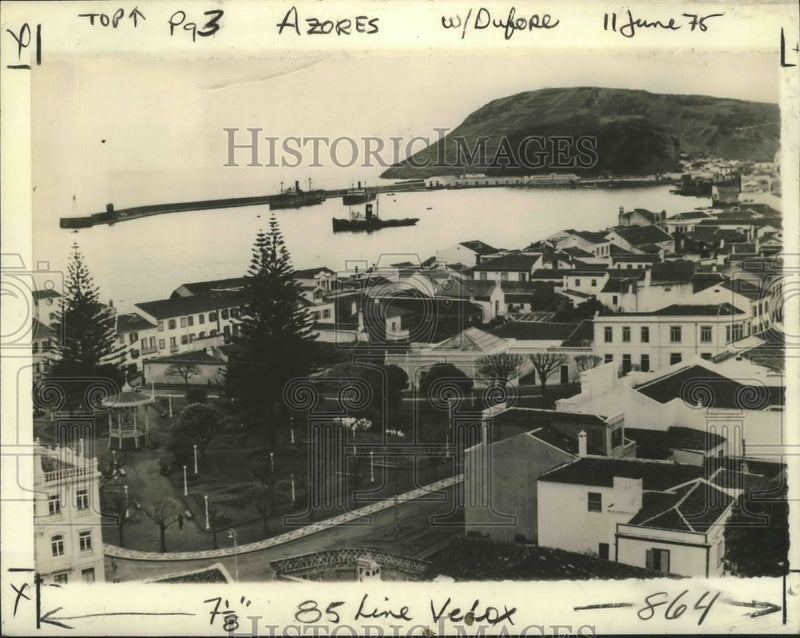 Load image into Gallery viewer, 1941 Press Photo Oil tankers and other ships of the Port of Horta, The Azores
