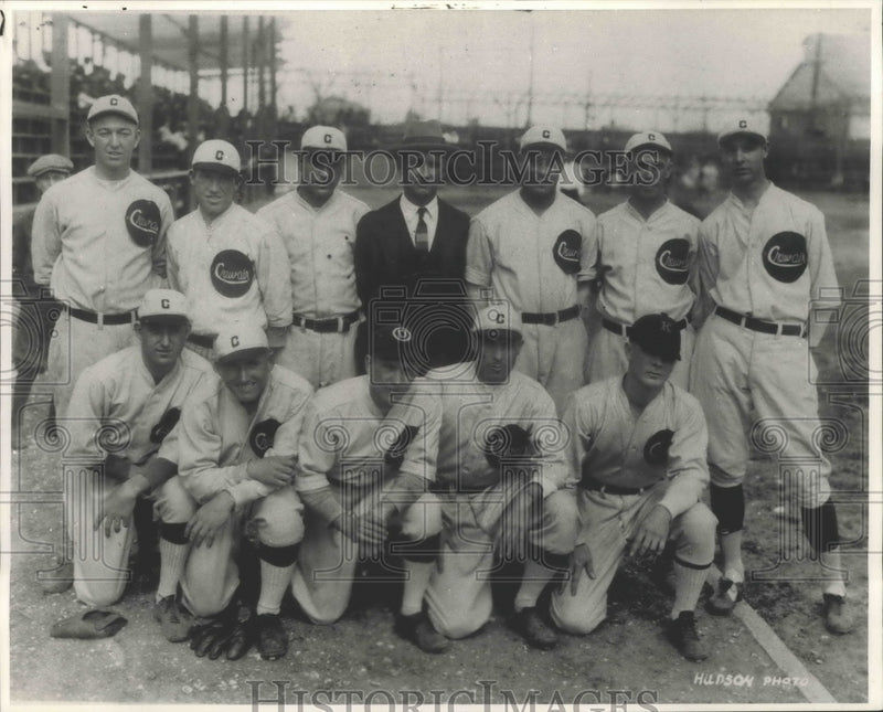Load image into Gallery viewer, 1925 Press Photo Crew-Air Baseball Team 1925-26 Kempster Park Winter League

