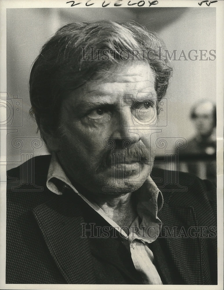 1975 Press Photo Richard Basehart Stars in The Case Against Milligan - nox04632