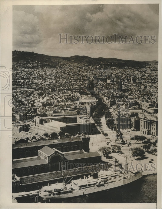 Press Photo View of a Ship at Unidentified City Port - nox04647