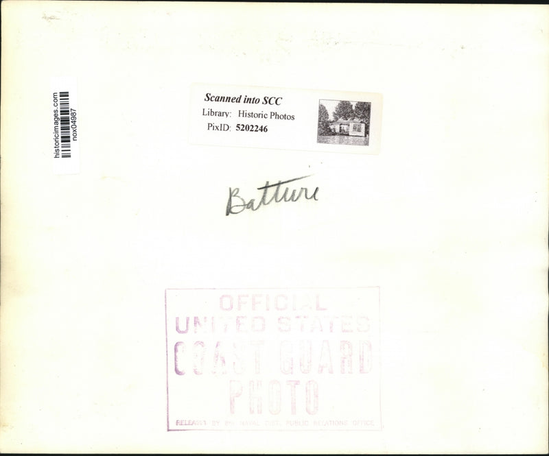 Load image into Gallery viewer, Press Photo Batture Home on Mississippi River - nox04987

