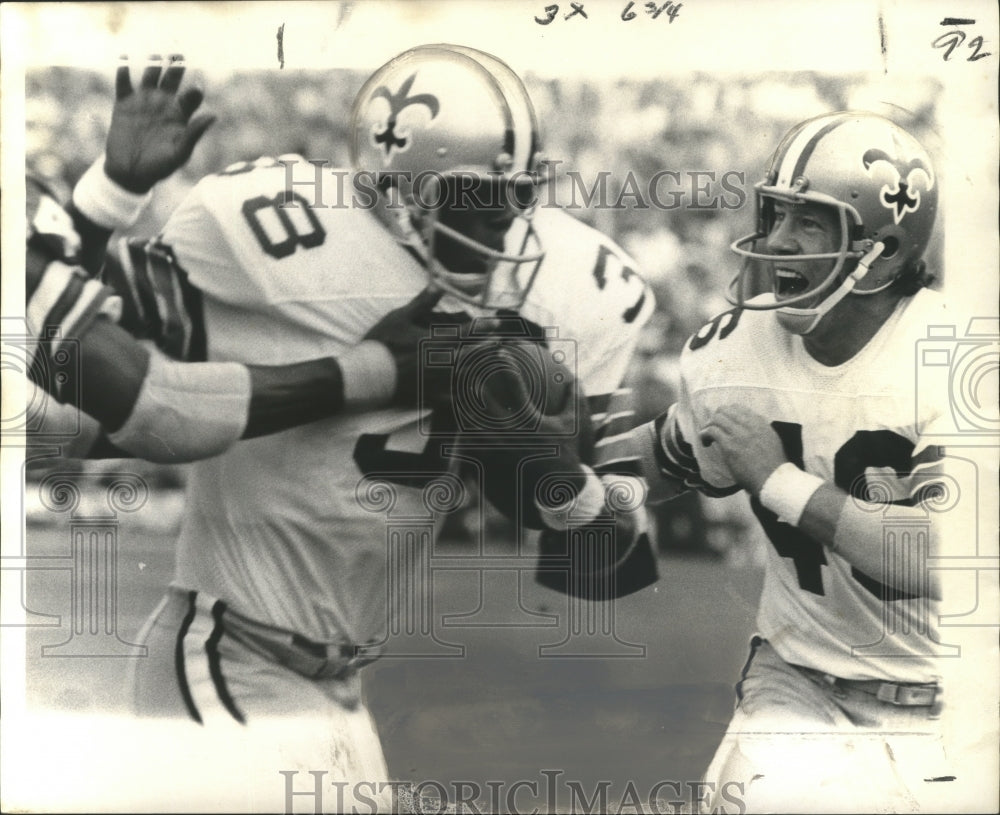 1971 Press Photo New Orleans Saints - Tony Baker Races Scores Touchdown- Historic Images