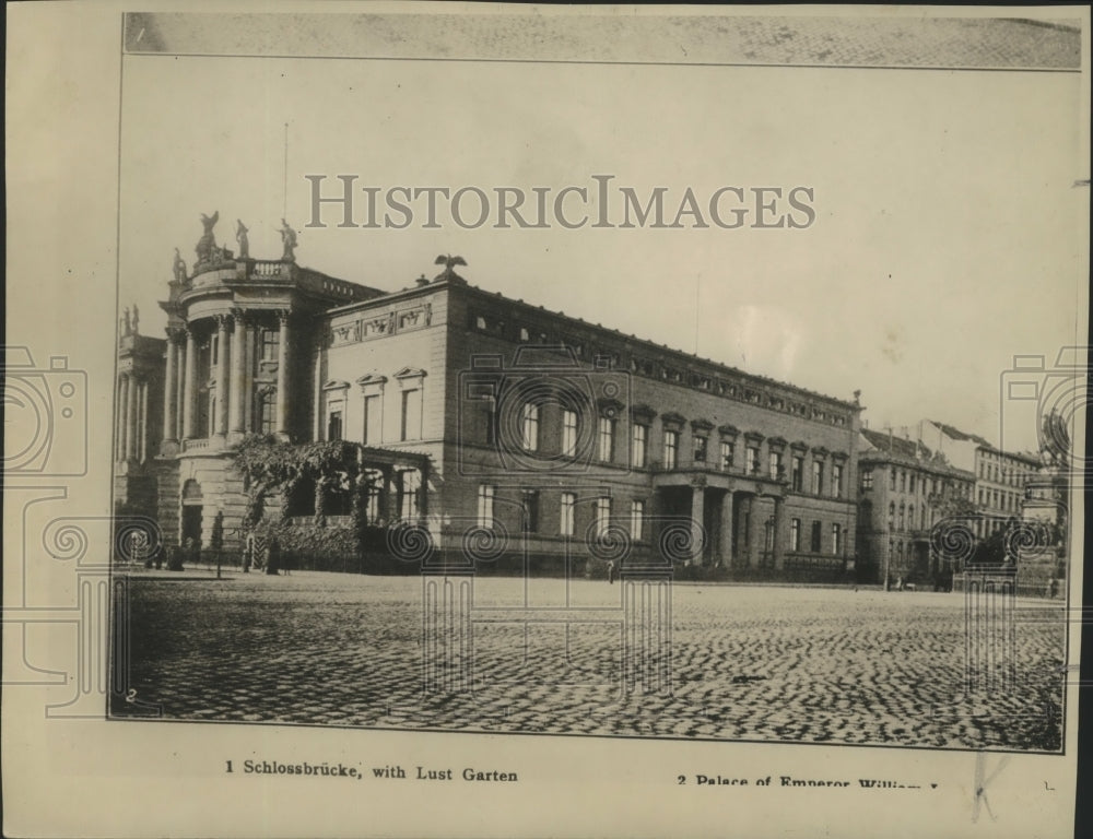 1941 Press Photo The Palace of Emperor William I before damage from bombs - WWII