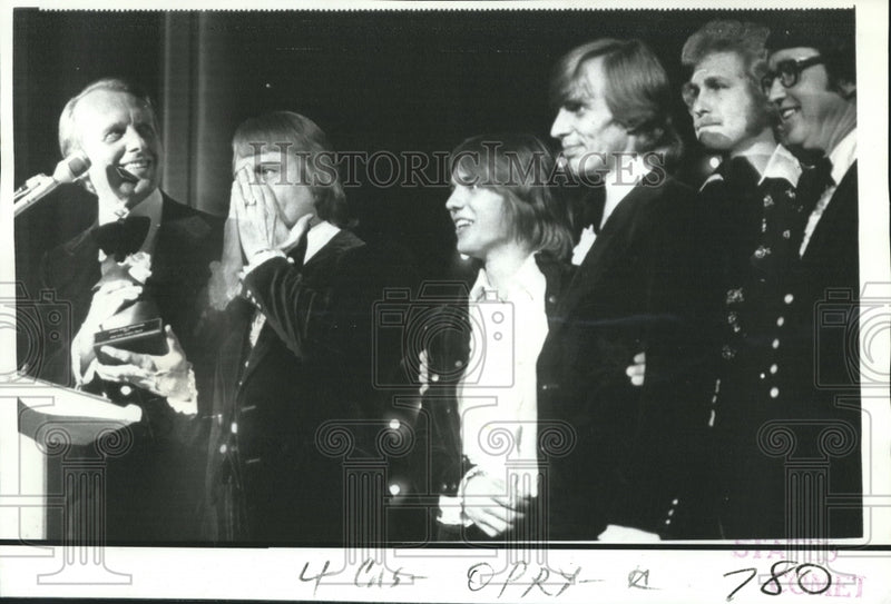 Load image into Gallery viewer, 1973 Press Photo James Blackwood Sr. Accepts Dove Award with Blackwood Singers
