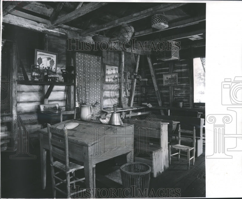 Load image into Gallery viewer, 1972 Press Photo Rural Life Museum displays early Louisiana artifacts
