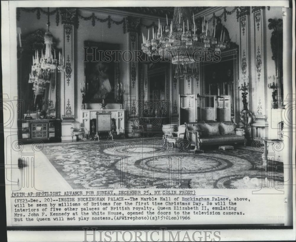 1966 Press Photo Buckingham Palace - Interior of Marble Hall, London, England