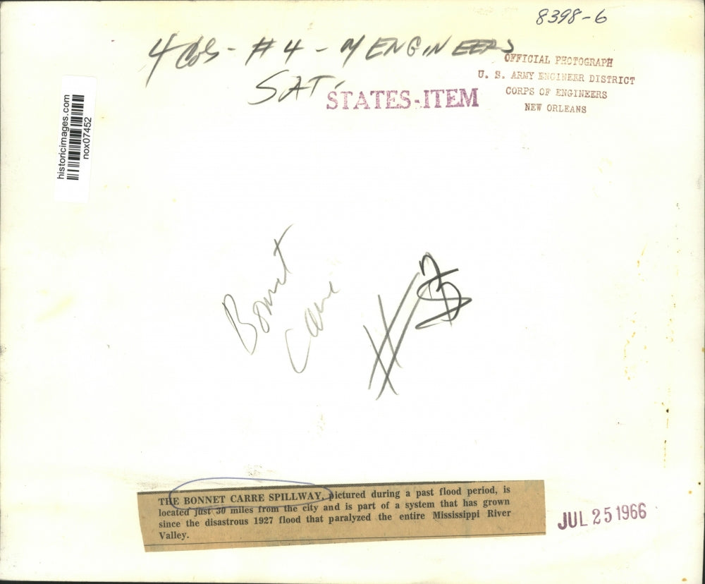 1966 Press Photo Louisiana - Aerial View of Bonnet Carre Spillway During Flood