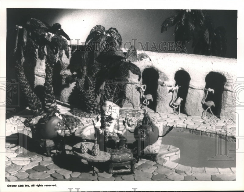 Load image into Gallery viewer, 1990 Press Photo "Meet the Raisins: The Story of the California Raisins" Scene
