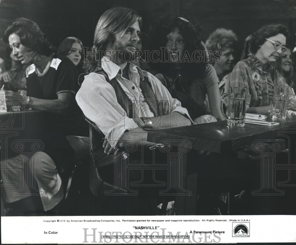 1975 Press Photo Rock Star Keith Carradine with Shelly Duvall in "Nashville"