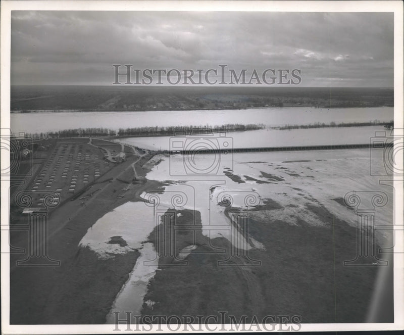 Load image into Gallery viewer, 1950 Press Photo Aerial View of Opening Bonnet Carre Spillway, Mississippi River
