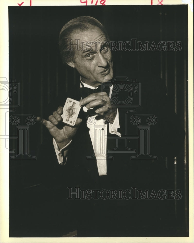 1985 Press Photo Comedian Sid Caesar In Mr. Magic on Amazing Stories - nox08055