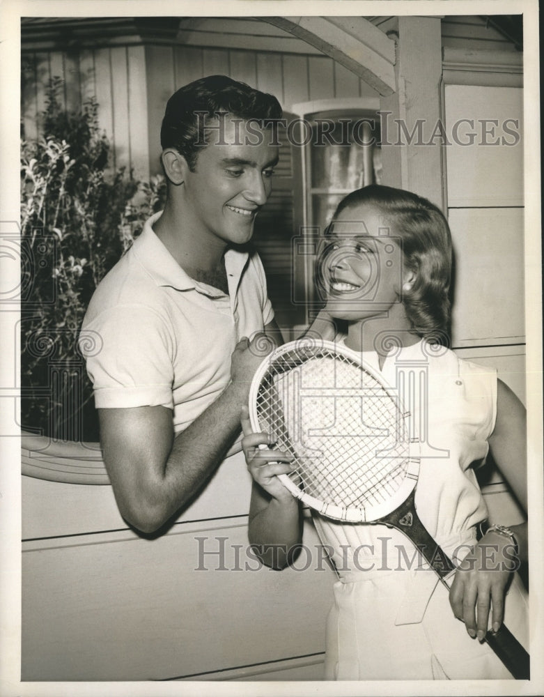 Load image into Gallery viewer, 1957 Press Photo Pamela Light and Ronnie Burns on "The Burns and Allen Show"
