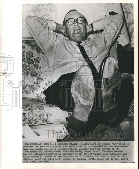 1964 Press Photo Government - California's Gov. Edmund Pat Brown Relaxing