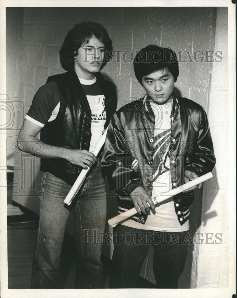 Load image into Gallery viewer, 1980 Press Photo Keenan Shimizu, Tony Candell in "The Year of the Gentle Tiger"
