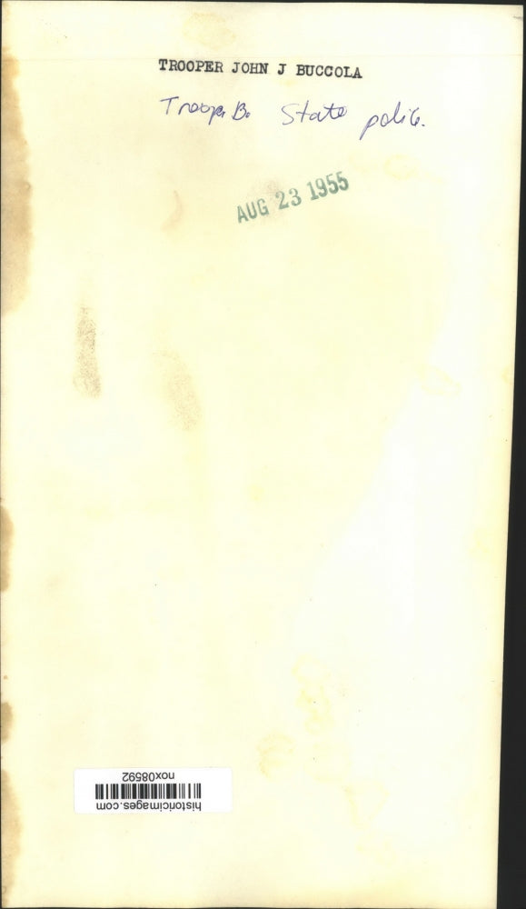 1955 Press Photo State Police Trooper John J. Buccola Holding Rifles - nox08592