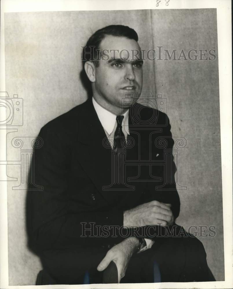 1943 Press Photo Joseph S. Casey, attorney at law, poses - nox09862- Historic Images