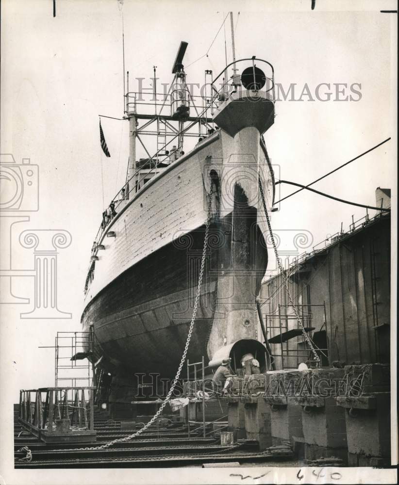 1970 Press Photo Calypso on blocks in Todd floating drydock - nox09961- Historic Images