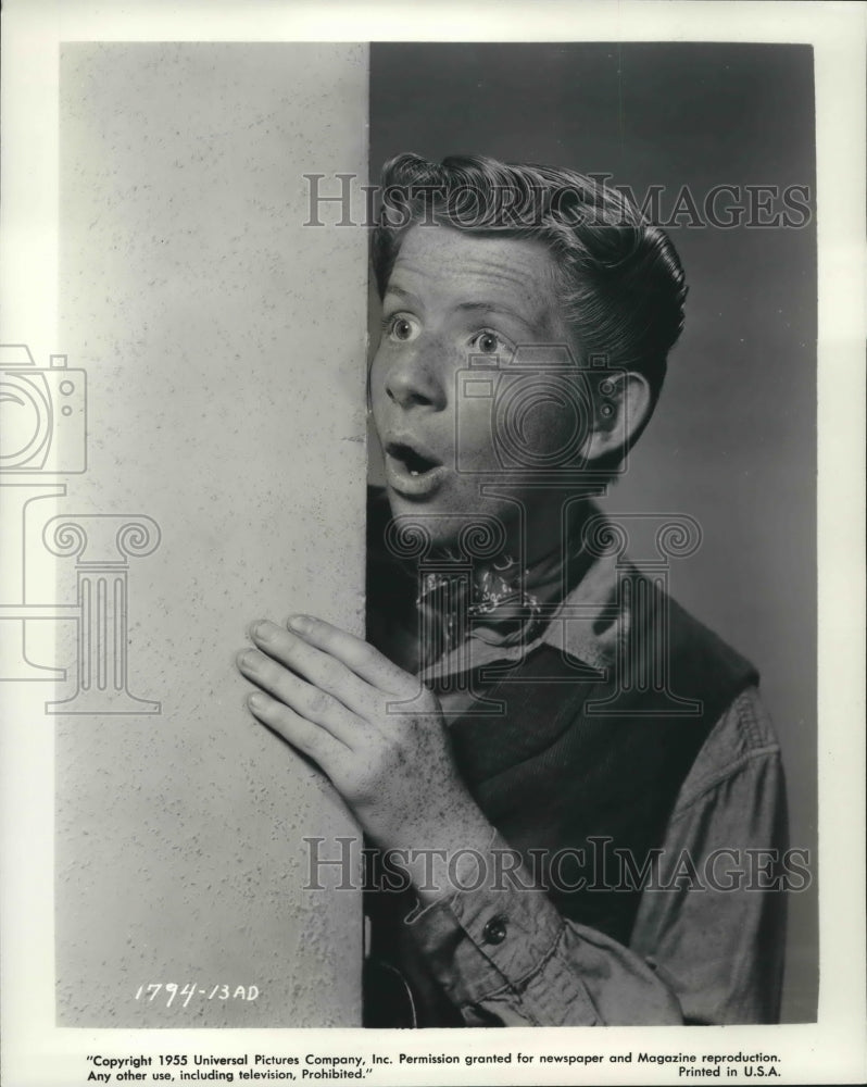 1955 Press Photo Actor Jimmy Boy Stars in The Second Greatest Sex - nox10276