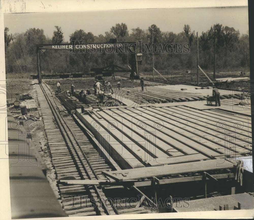 1934 Press Photo Bonnet Carre Spillway Bridges Under Construction - nox11239