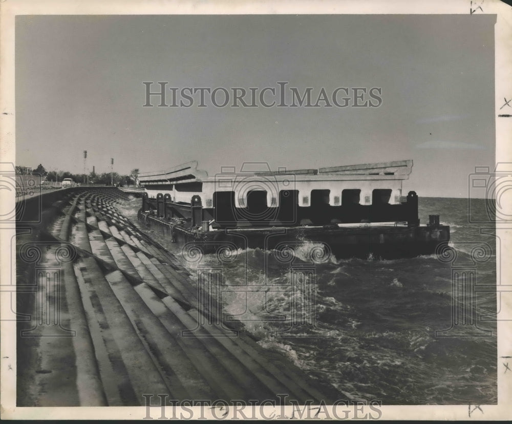 1956 Press Photo Barge carrying two sections of roadway broke loose in high wind