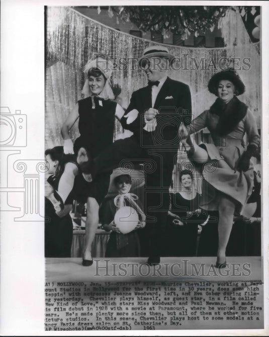 1963 Press Photo Maurice Chevalier, Eva Gabor and Joanne Woodward high steppin'