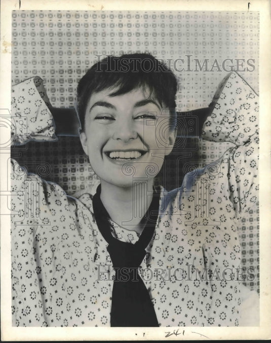 1959 Press Photo Sheilah Copelan in "Two for the Seesaw"- Historic Images