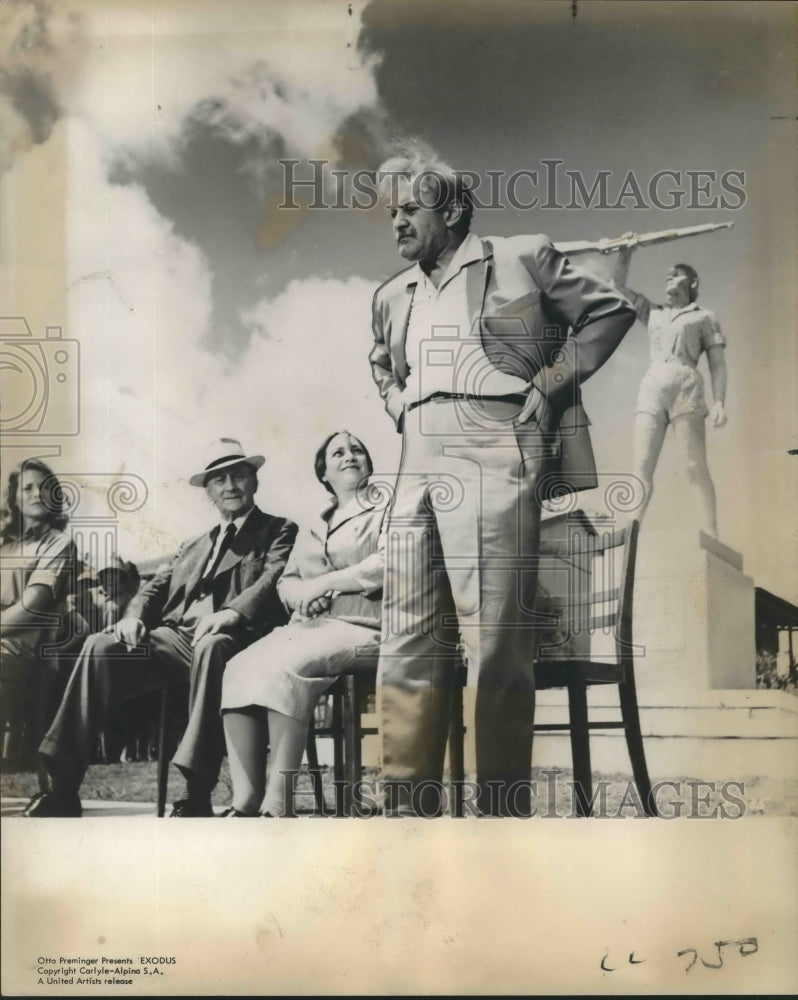 1961 Press Photo Actor Lee J. Cobb Delivers Speech in Exodus