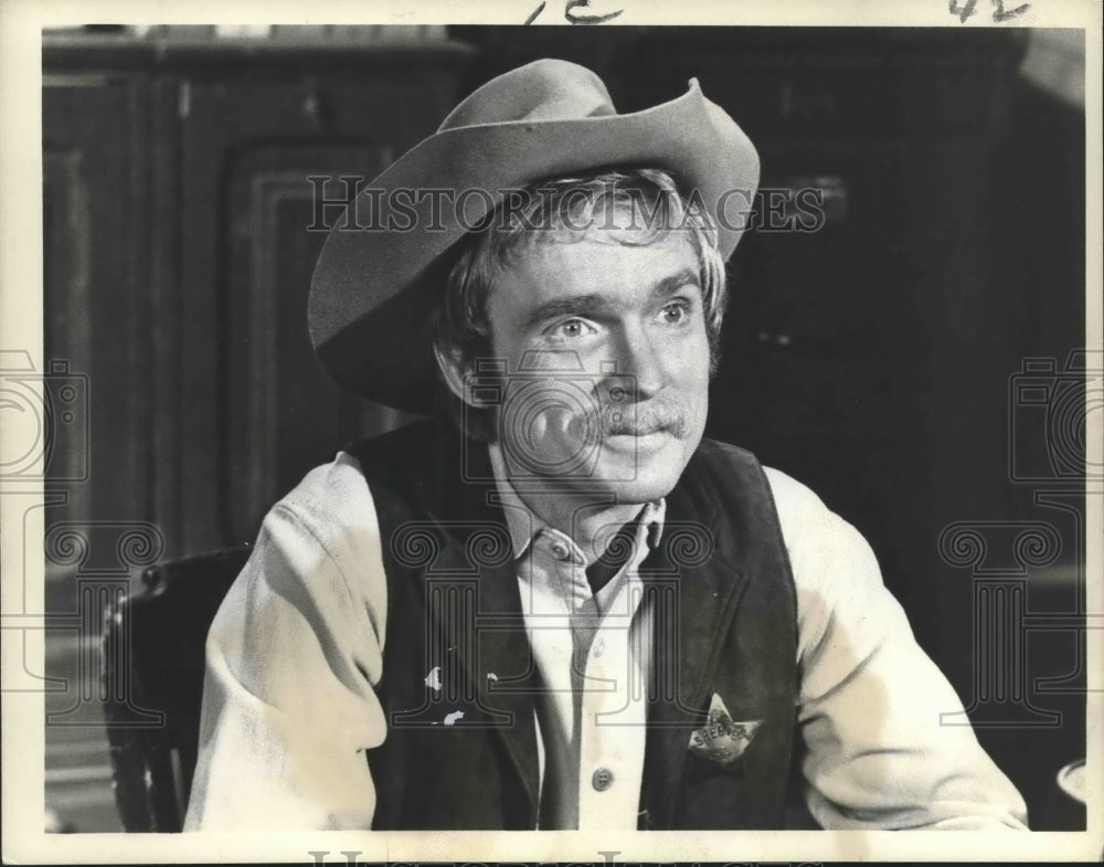 1971 Press Photo Dick Cavett in "Alias Smith and Jones" - 21 Days to Ten Strike