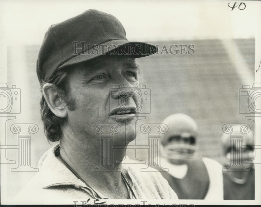 1972 Press Photo Richard Crenna stars in CBS Tuesday Night Movie, "Footsteps"