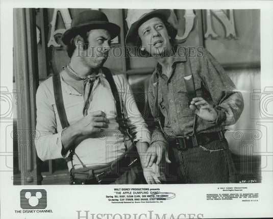1986 Press Photo Tim Conway & co-star in Disney's "The Apple Dumpling Gang"- Historic Images