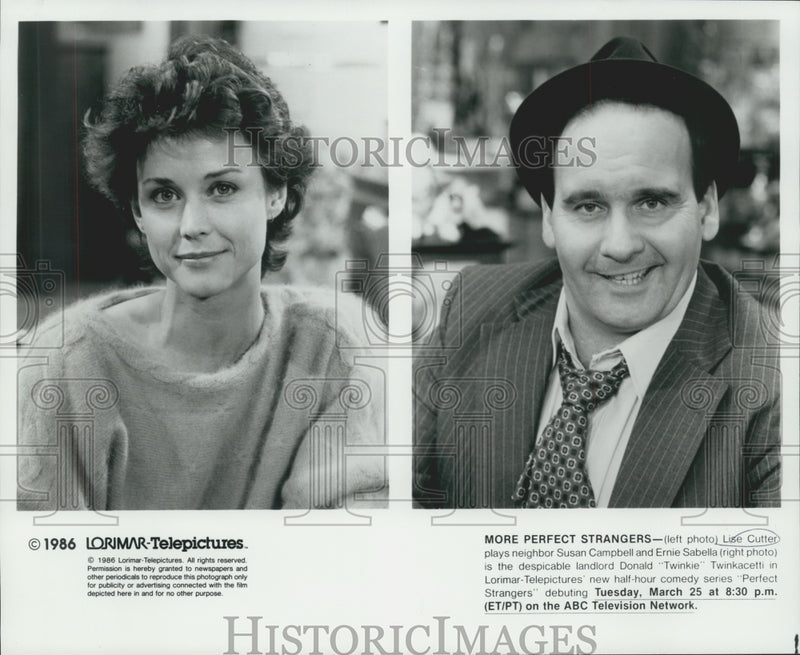Load image into Gallery viewer, 1986 Press Photo Actors Lise Cutter and Ernie Sabella in "Perfect Strangers"
