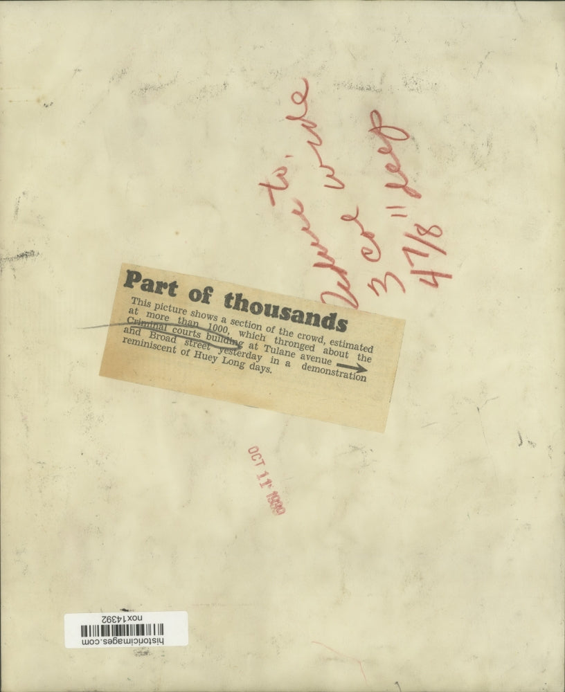 1939 Press Photo Spectators at Criminal Courts Building at Tulane Avenue, Broad