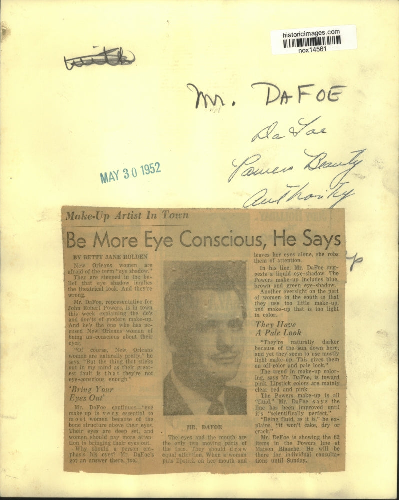 1952 Press Photo Make-Up Artist, Mr. DaFoe, representative for John R. Powers