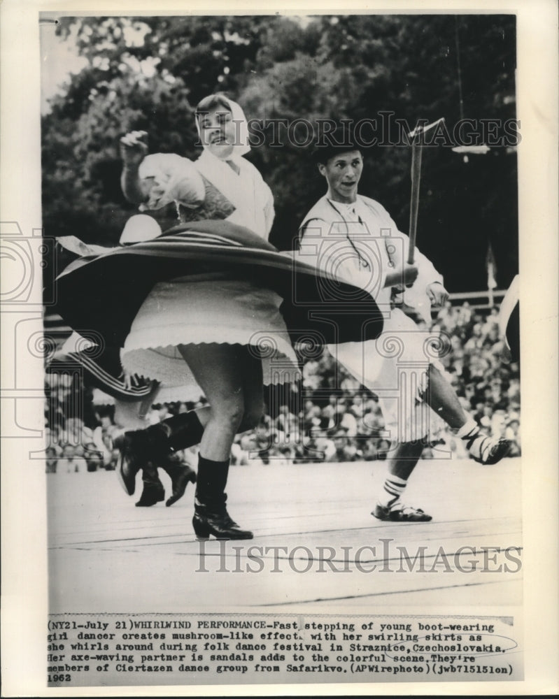 1962 Press Photo Dancers perform Folk Dance Festival Straznice, Czechoslovakia