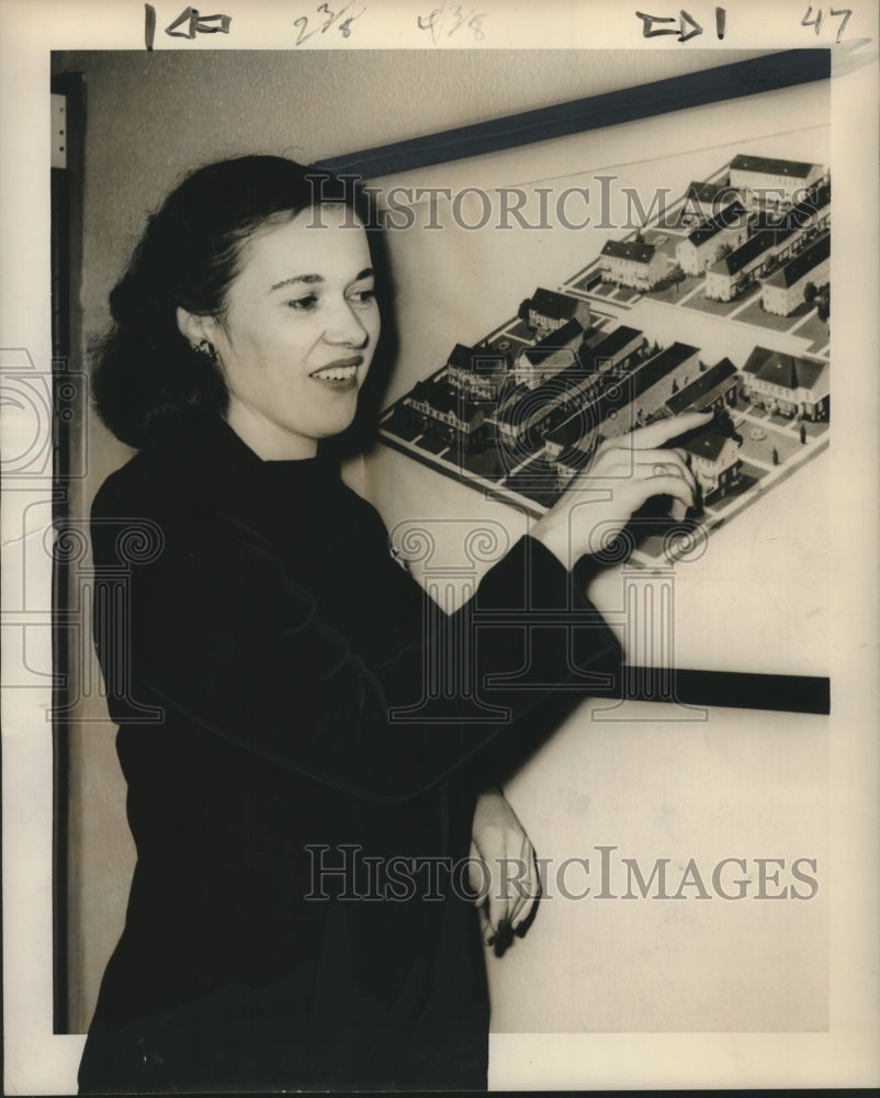 1949 Press Photo Child Care Center which Mrs. Jacqueline Counts supervises