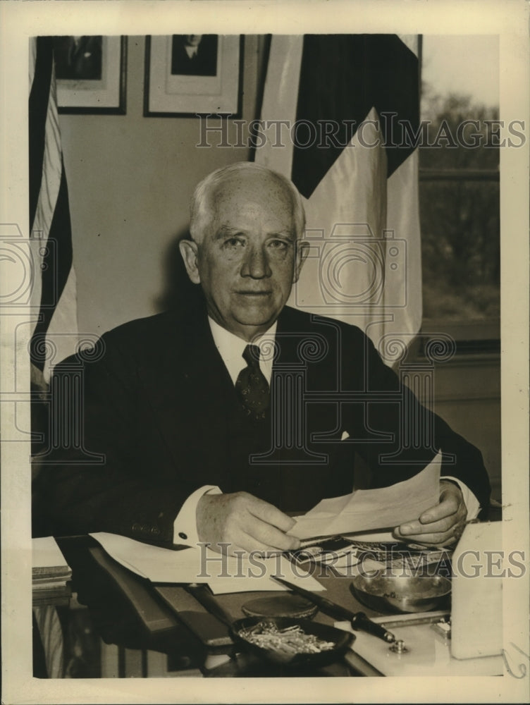 Load image into Gallery viewer, 1938 Press Photo Norman H. Davis, Chairman of the American Red Cross - nox14806
