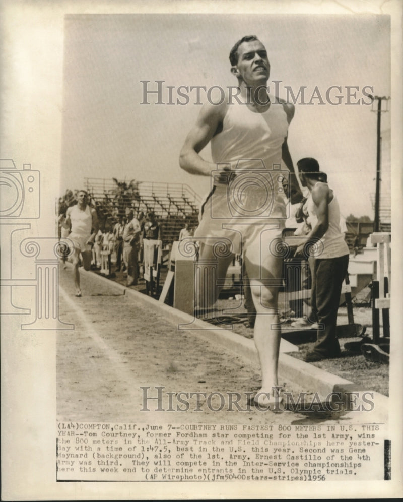 Load image into Gallery viewer, 1956 Press Photo Tom Courtney Runs 800 Meters in All-Army Championship

