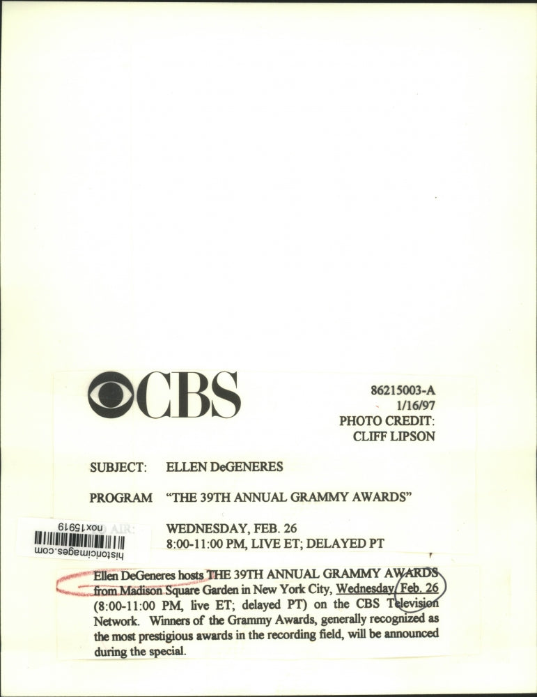 Load image into Gallery viewer, 1997 Press Photo Ellen DeGeneres, Host 39th Annual Grammy Awards CBS TV
